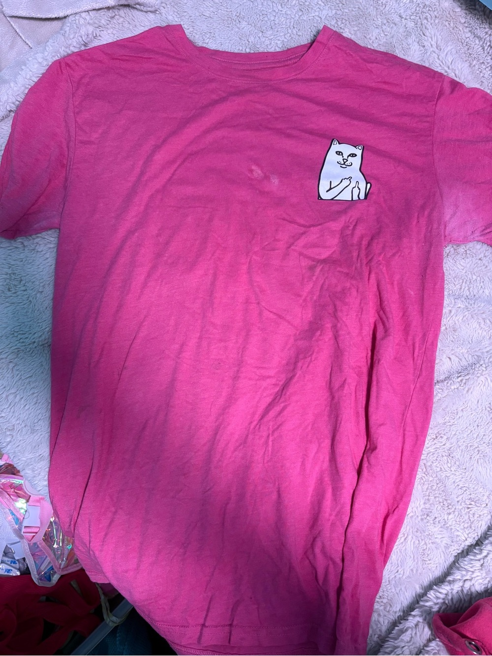 Pink RipNDipPocket Tee with Cat Patch